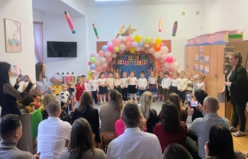 motion_photo_8135175551971389471~4