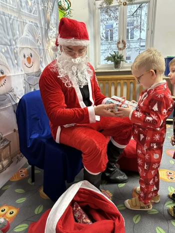 inbound736642382932961985