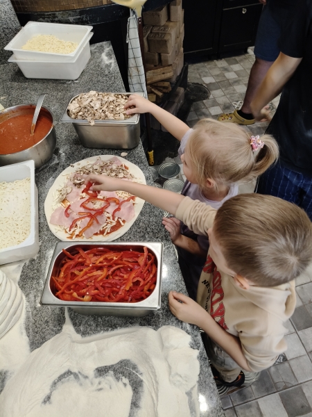 Dzień chłopaka - warsztaty robienia pizzy 
